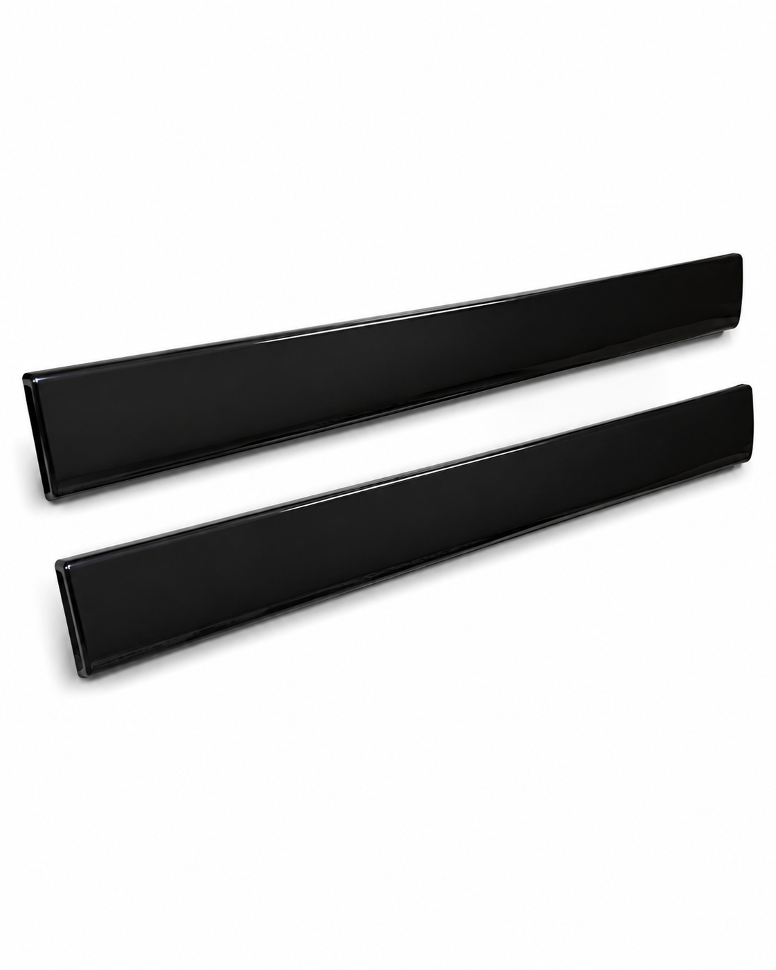 Model Y Ön Panel Piano Black Kaplama